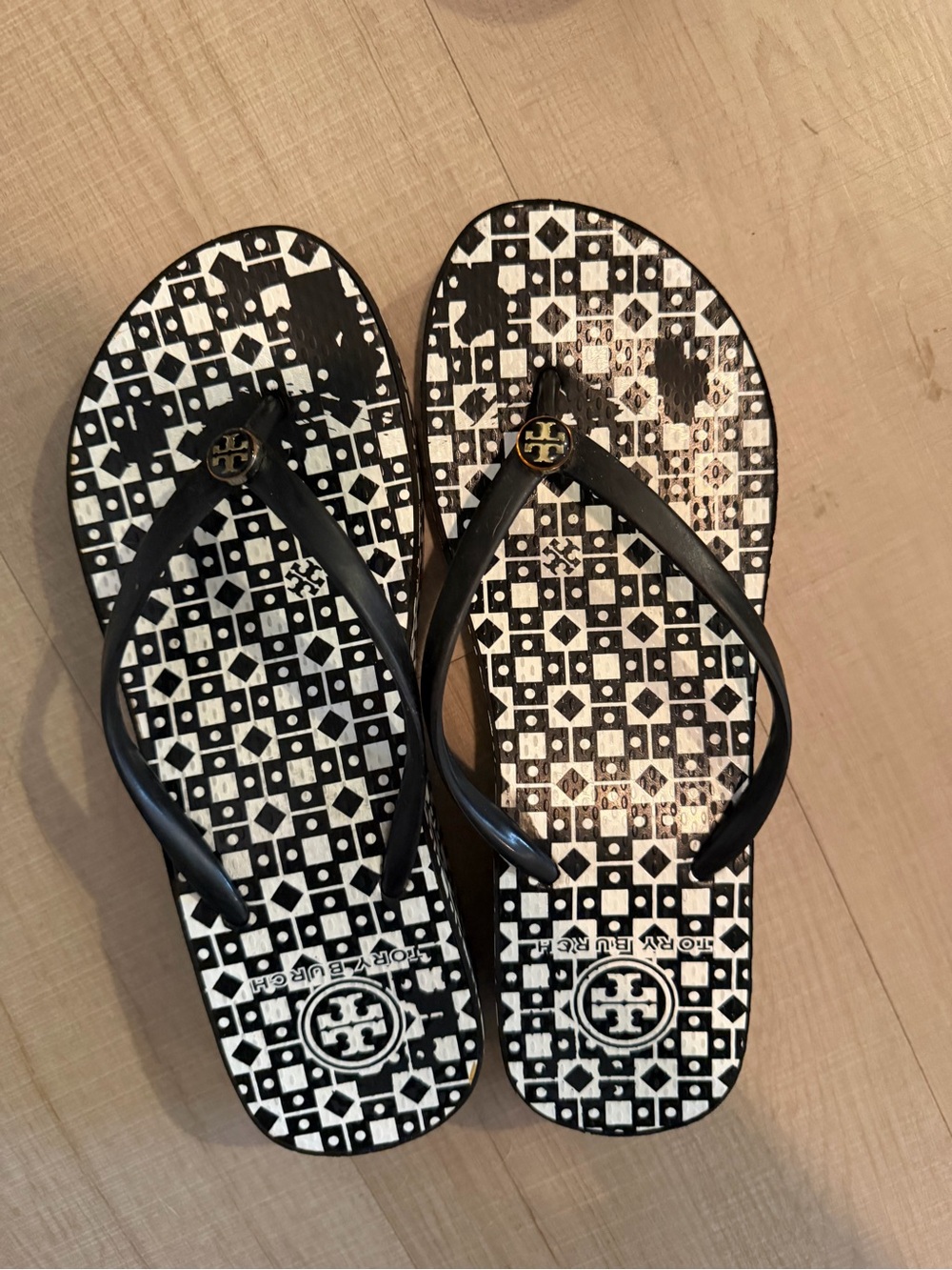 Tory Burch Black and White Geometric Logo Flip Flop Sandals